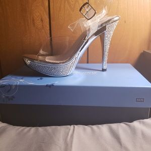 Stage competition shoes